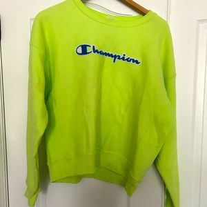 Bright green comfy and short champion sweatshirt!